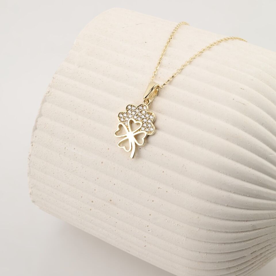 14 Ayar Altın Yonca Kolye