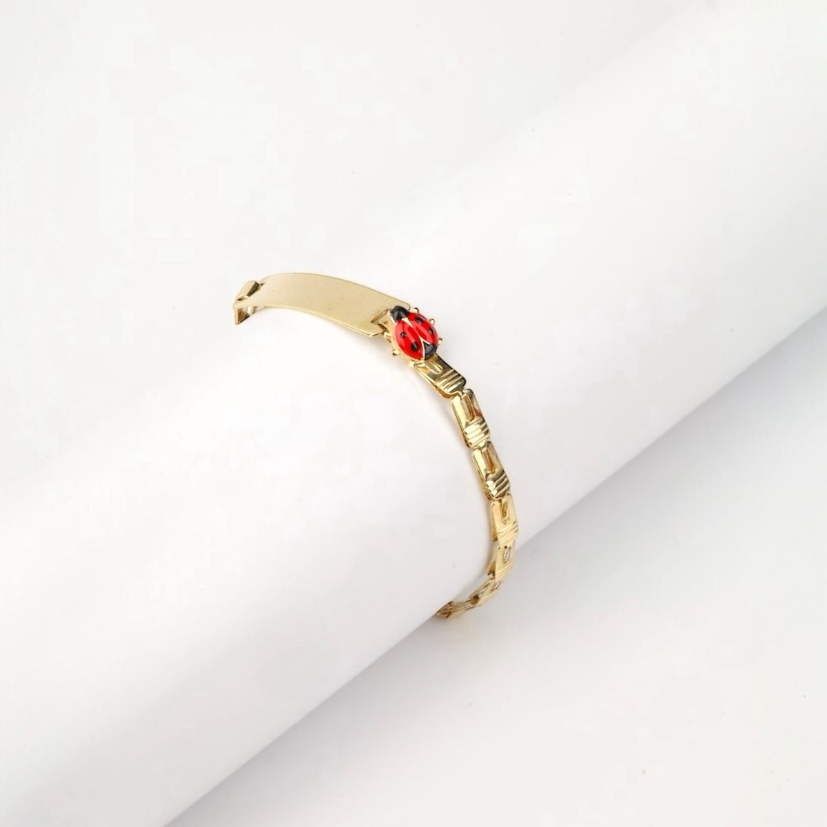 14 Ayar Altın Uğur Böcekli Bebek Künyesi