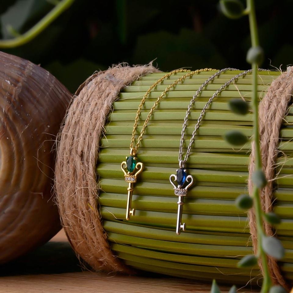 14 Ayar Altın Damla Taşlı Anahtar Kolye