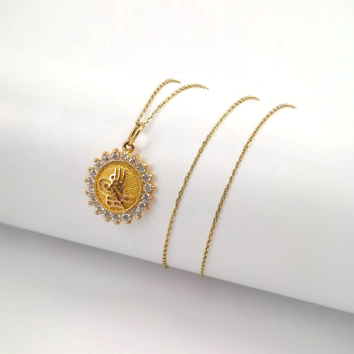 14 Ayar Altın Tuğralı Kolye