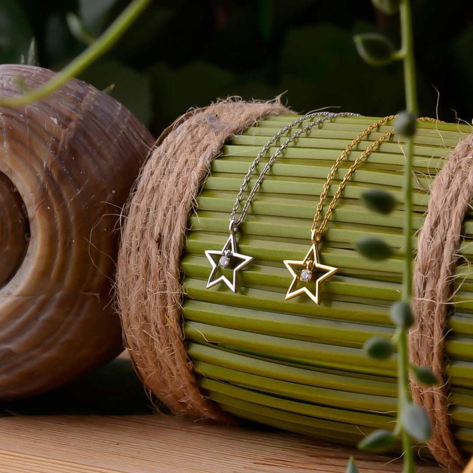 14 Ayar Tek Taş Sallantı Yıldız Altın Kolye