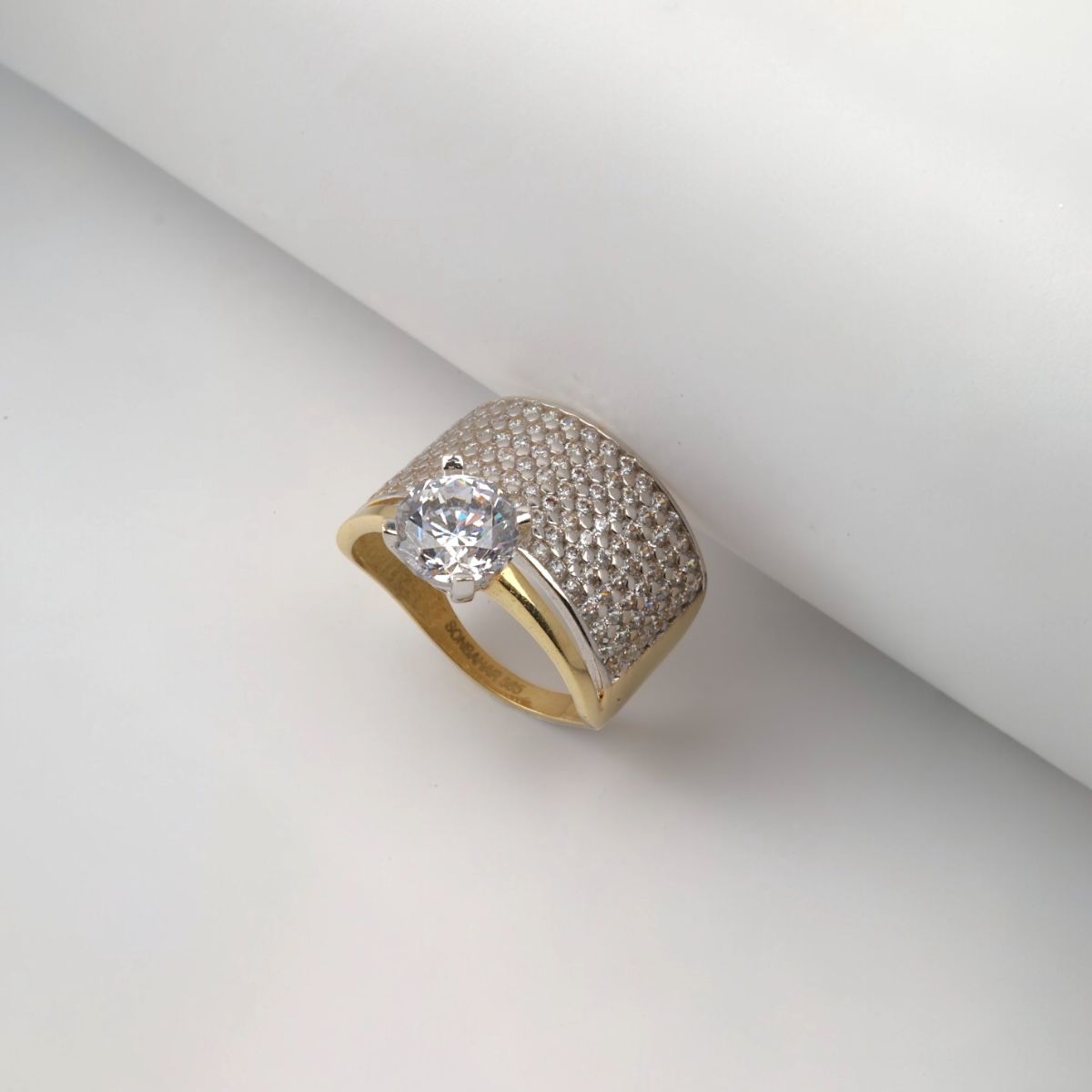 14K Gold Solitaire Wedding Ring