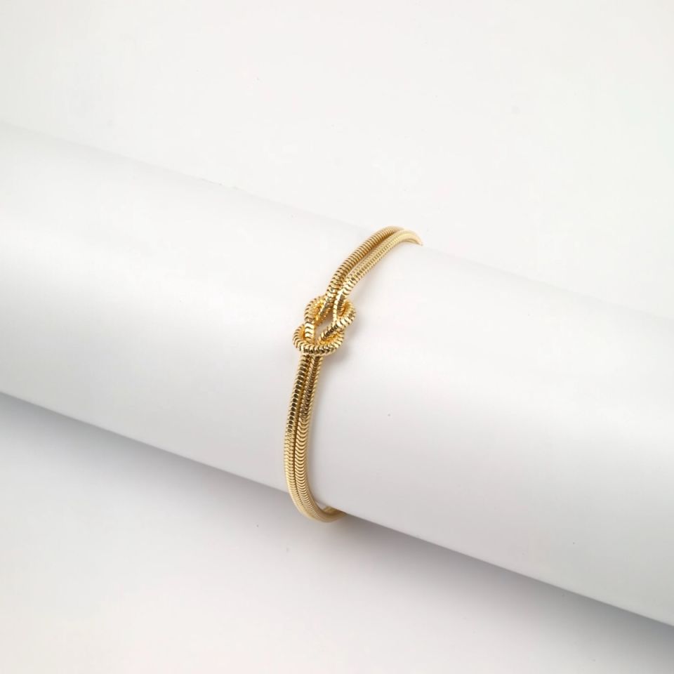 14K Gold Knot Italian Chain Bracelet