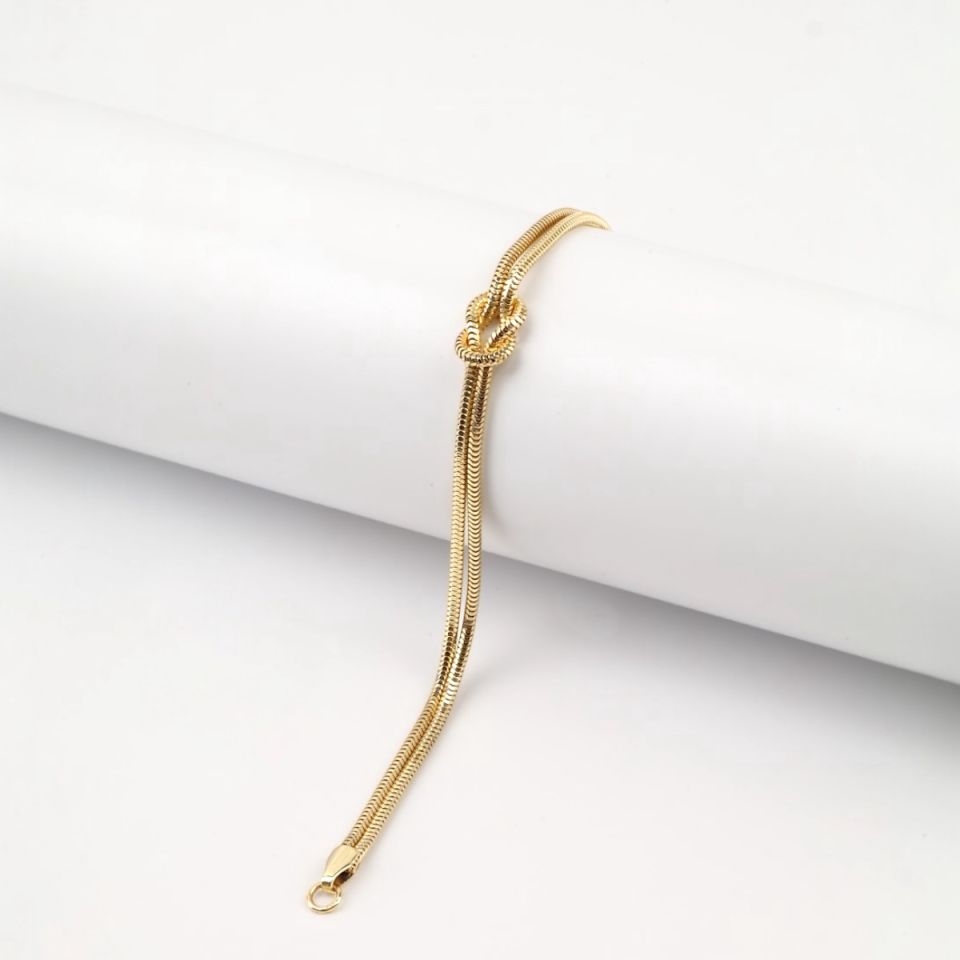 14K Gold Knot Italian Chain Bracelet